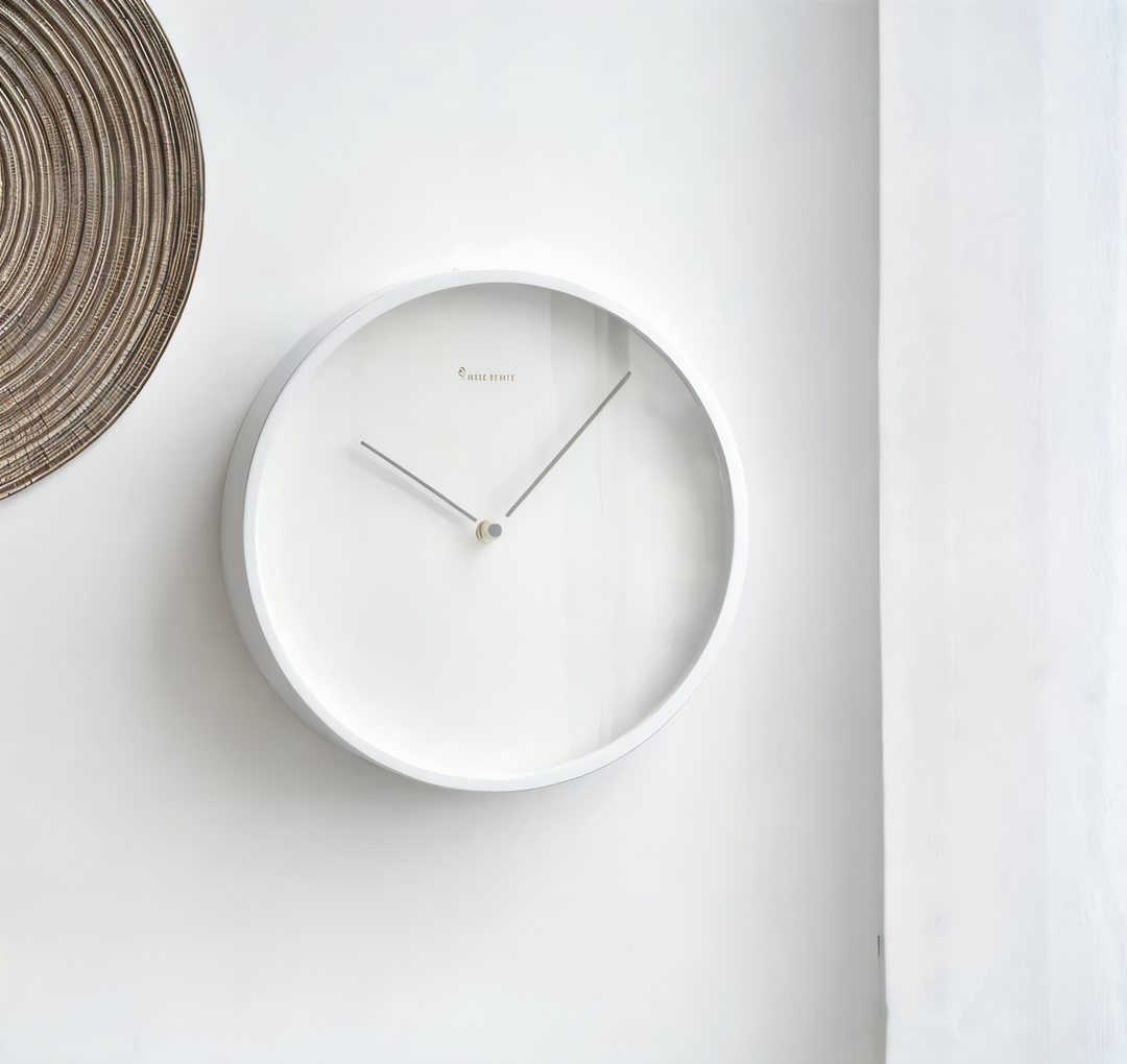 BowLift | Circ O'Clock – Modern Wall Clock Black with Silent Movement