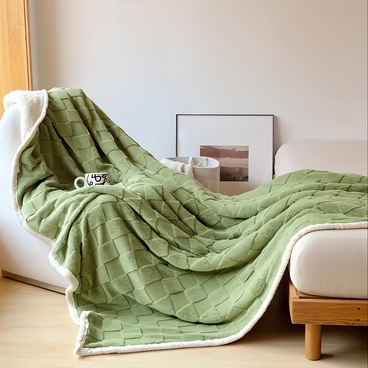 BowLift | WINTERLOFT – Reversible Fleece Blanket