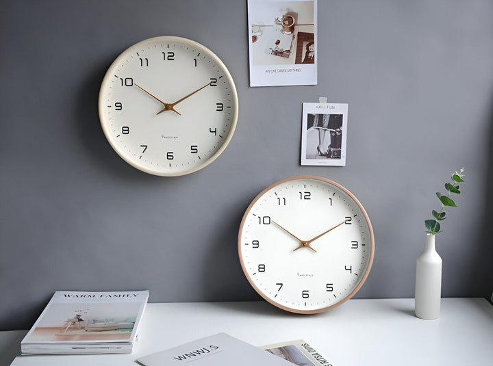 BowLift | Elegant Wooden Wall Clock 30 cm