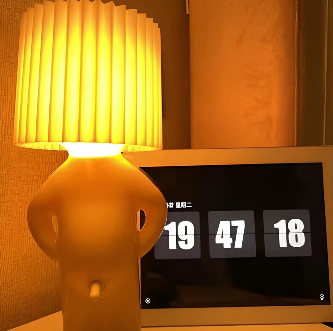 BowLift | Lil'Lad table lamp | Creative LED night light in Shy Boy design