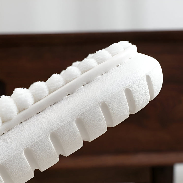 BowLift | Sofie - Lined slippers made of plush with cross band