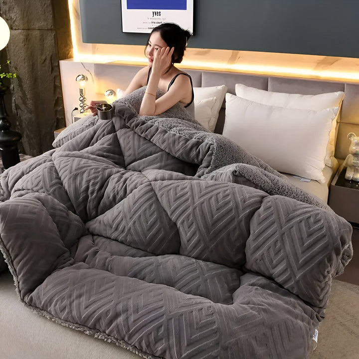 BowLift | Luxury Four Seasons Duvet Cover with Plush Feel