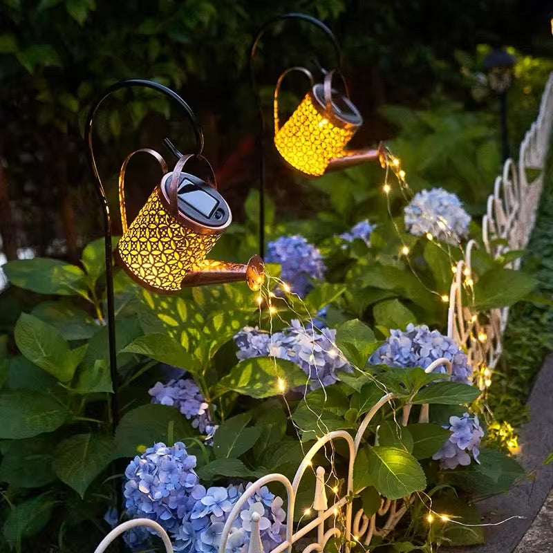 BowLift | Solar Watering Can Lamp