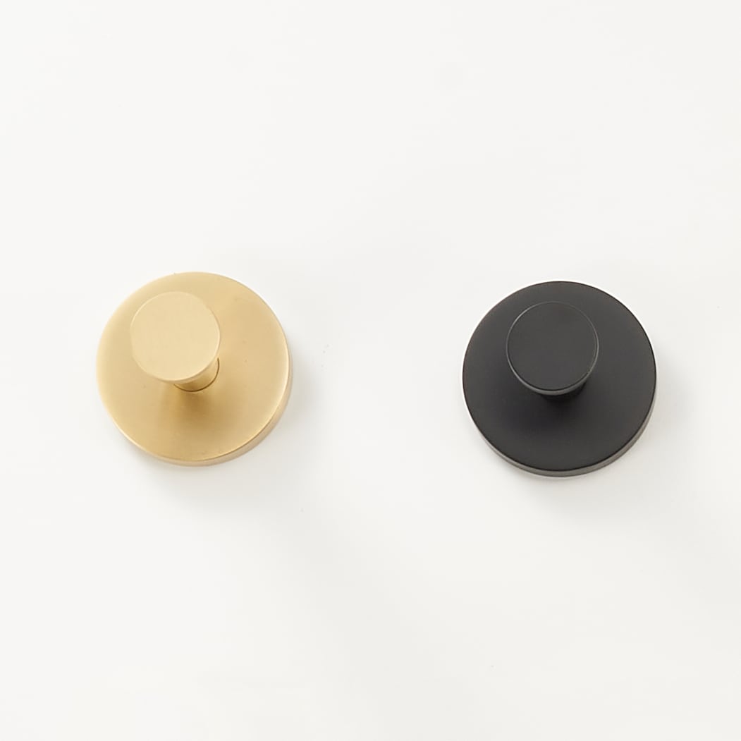 BowLift | KRAM Solid Brass Bath Hook | Contemporary Hook