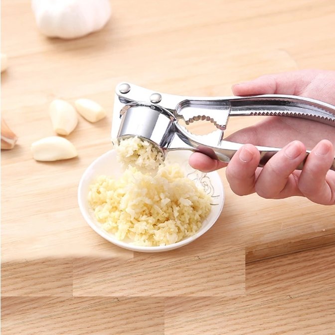 BowLift | Stainless Steel Garlic Press - EasyPress