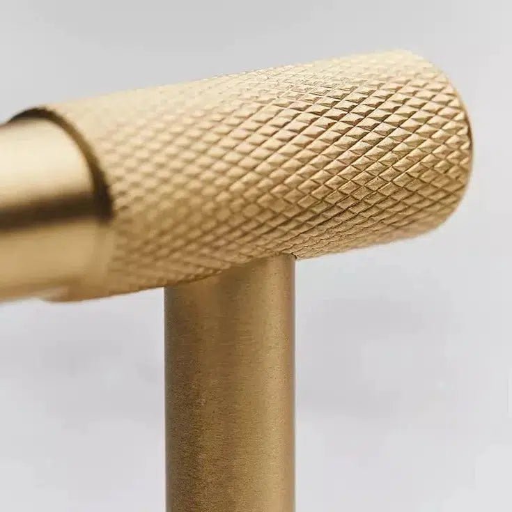 BowLift | Knurled Tips | Brass Furniture Handle for Kitchen Cabinets