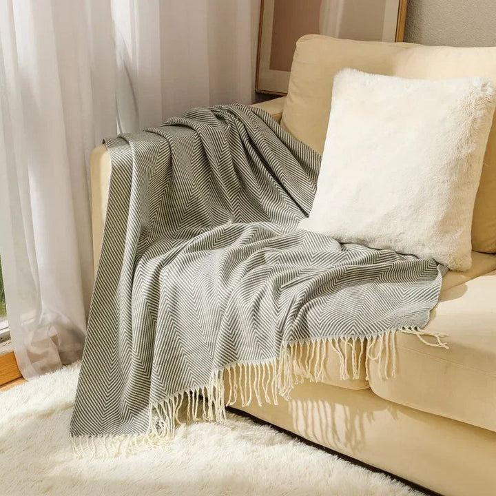 BowLift | Cuddle Blanket | Soft, Cozy Blanket for Sofa and Bed