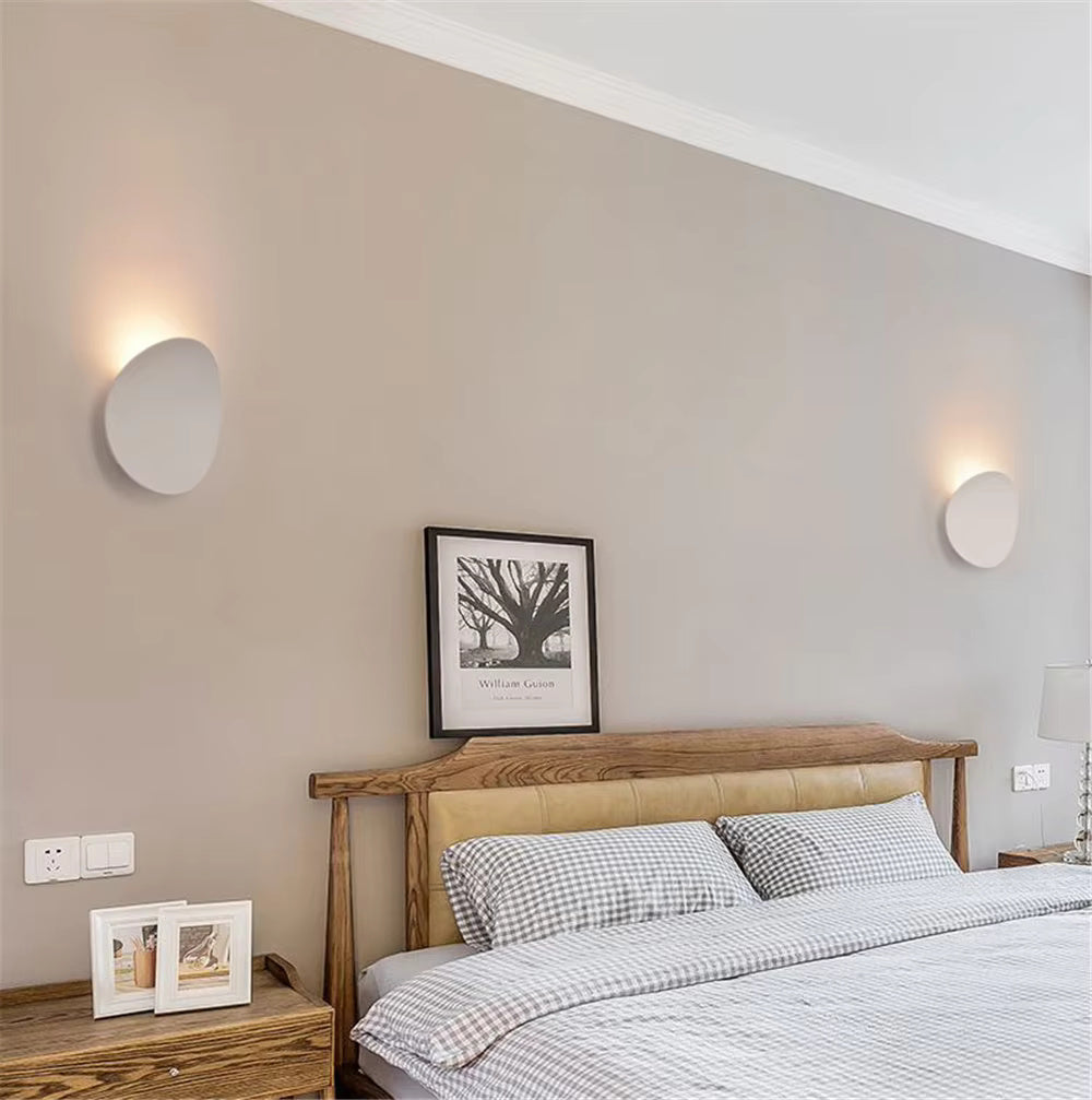 BowLift | BrioWall – Curved Design Wall Lamp