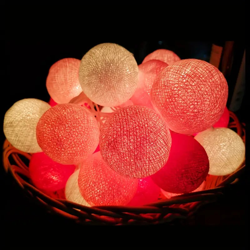 BowLift | LED string lights | Ball lights for festive occasions
