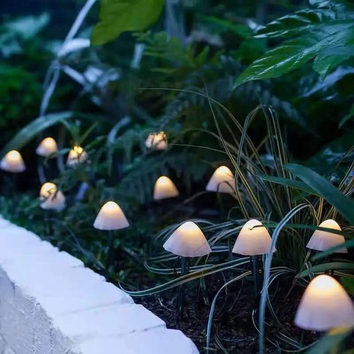 BowLift | Solar-powered LED mushroom lights for a magical garden atmosphere