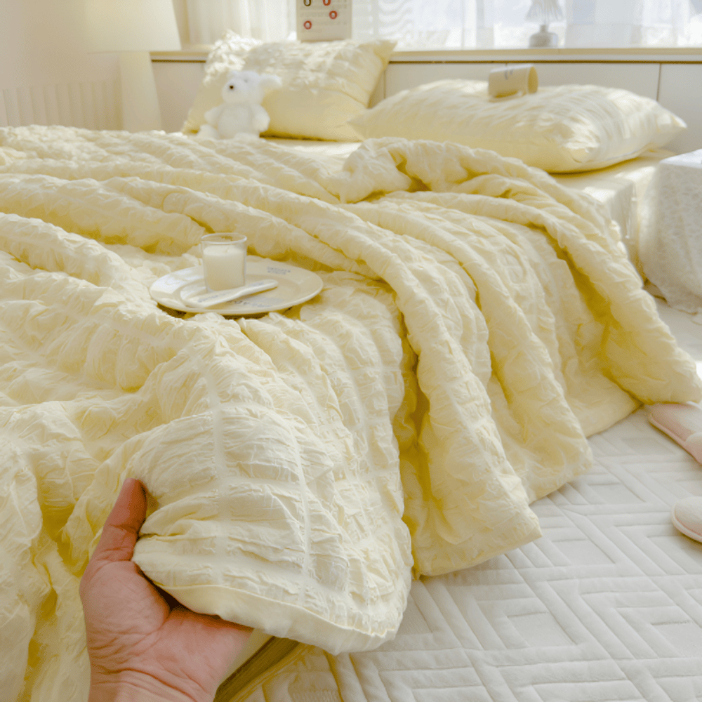 BowLift | Lightweight Breathable Summer Quilt 135x200 | Cooling Quilt for Summer