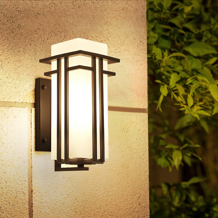 BowLift | Linden Wall Light | Outdoor Lamp in Retro Design