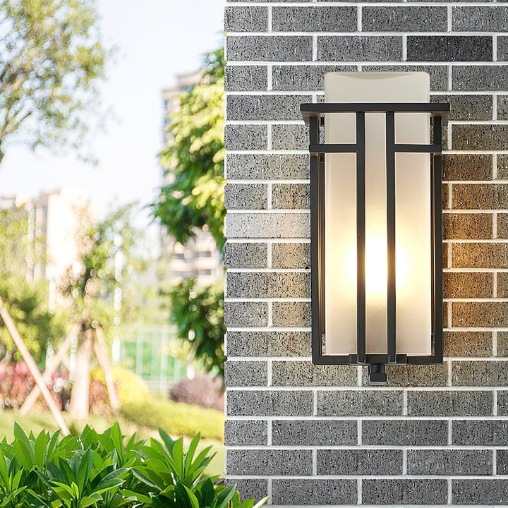 BowLift | Linden Wall Light | Outdoor Lamp in Retro Design