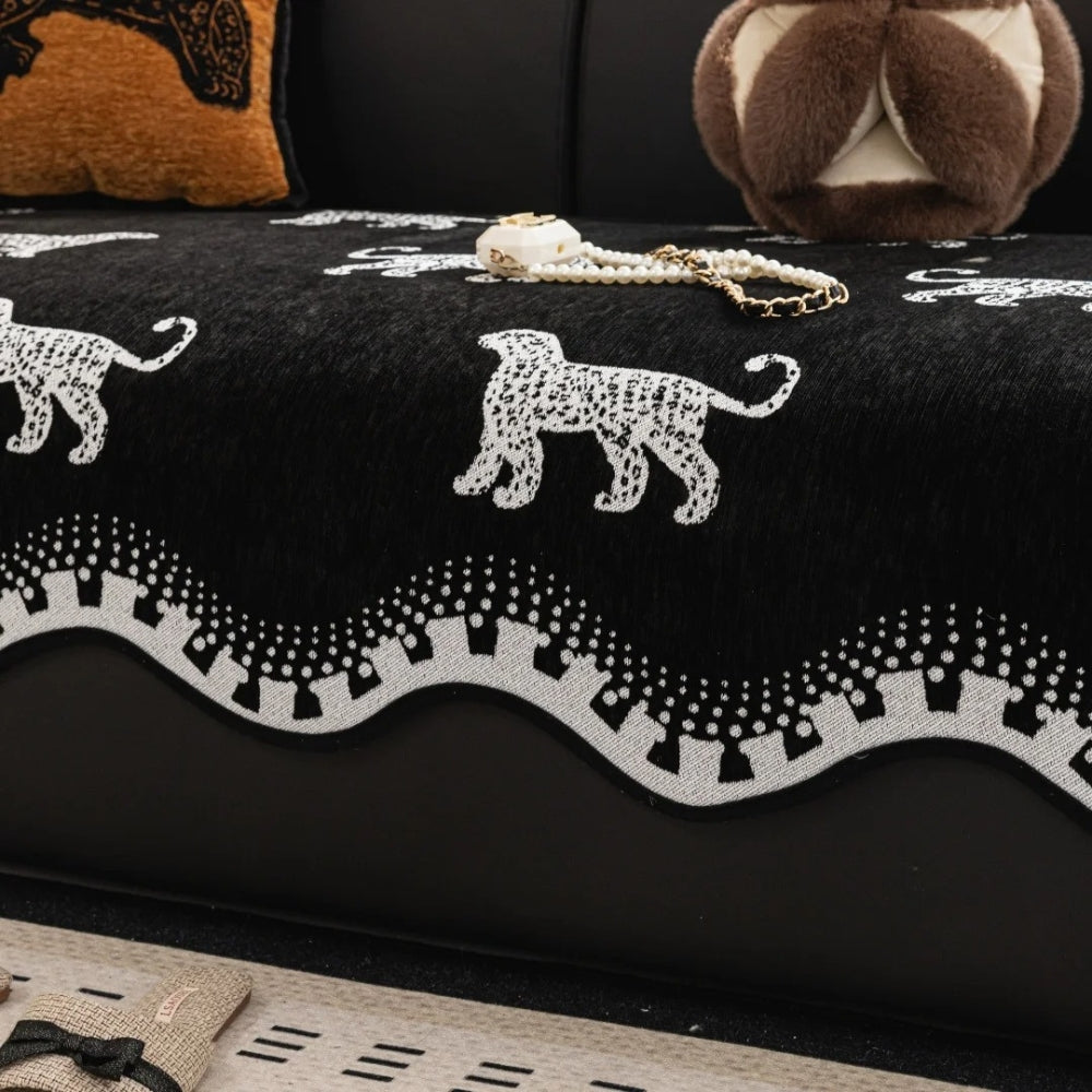 BowLift | Lion Wavy Non-Slip Sofa Cover