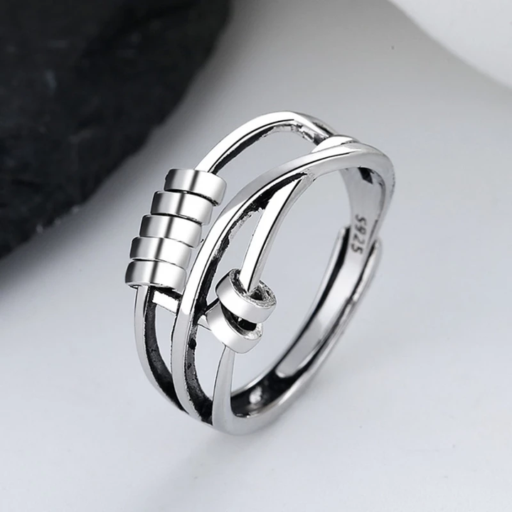 Stress-Relief Ring | Elegant & Supportive Jewelry Bowlift