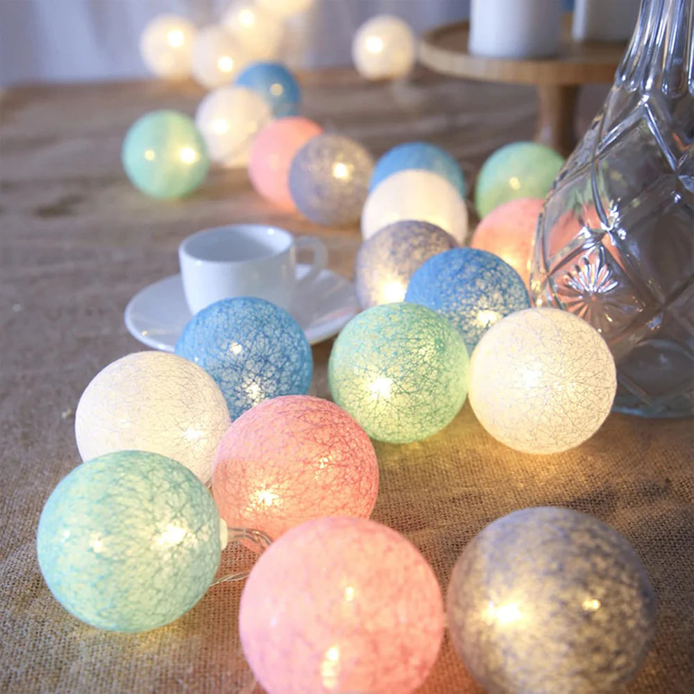 BowLift | Cotton Ball Garland