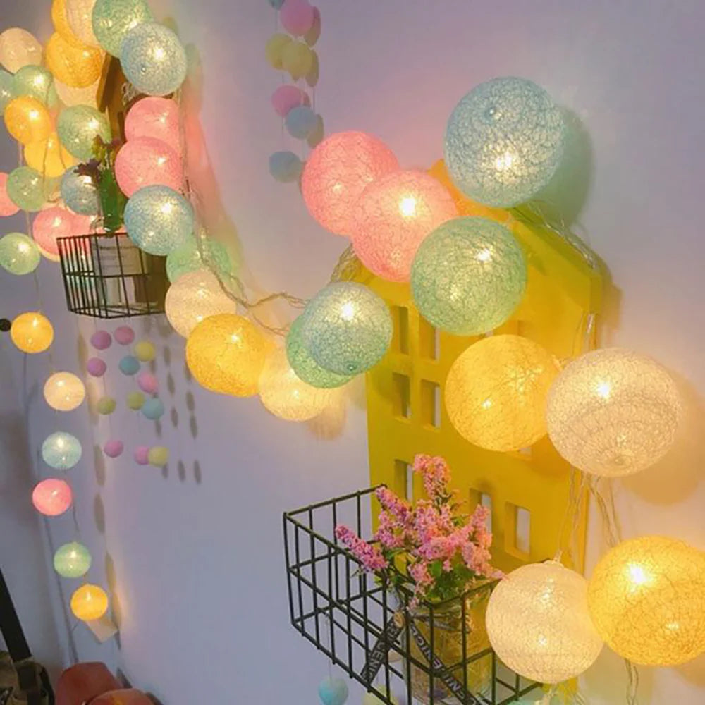 BowLift | Cotton Ball Garland