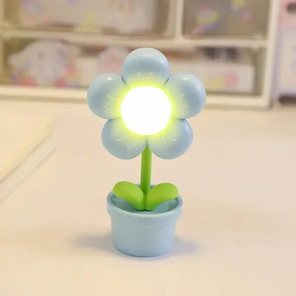 Small Flower Soothing Table Lamp - BlossomGlow | Bowlift