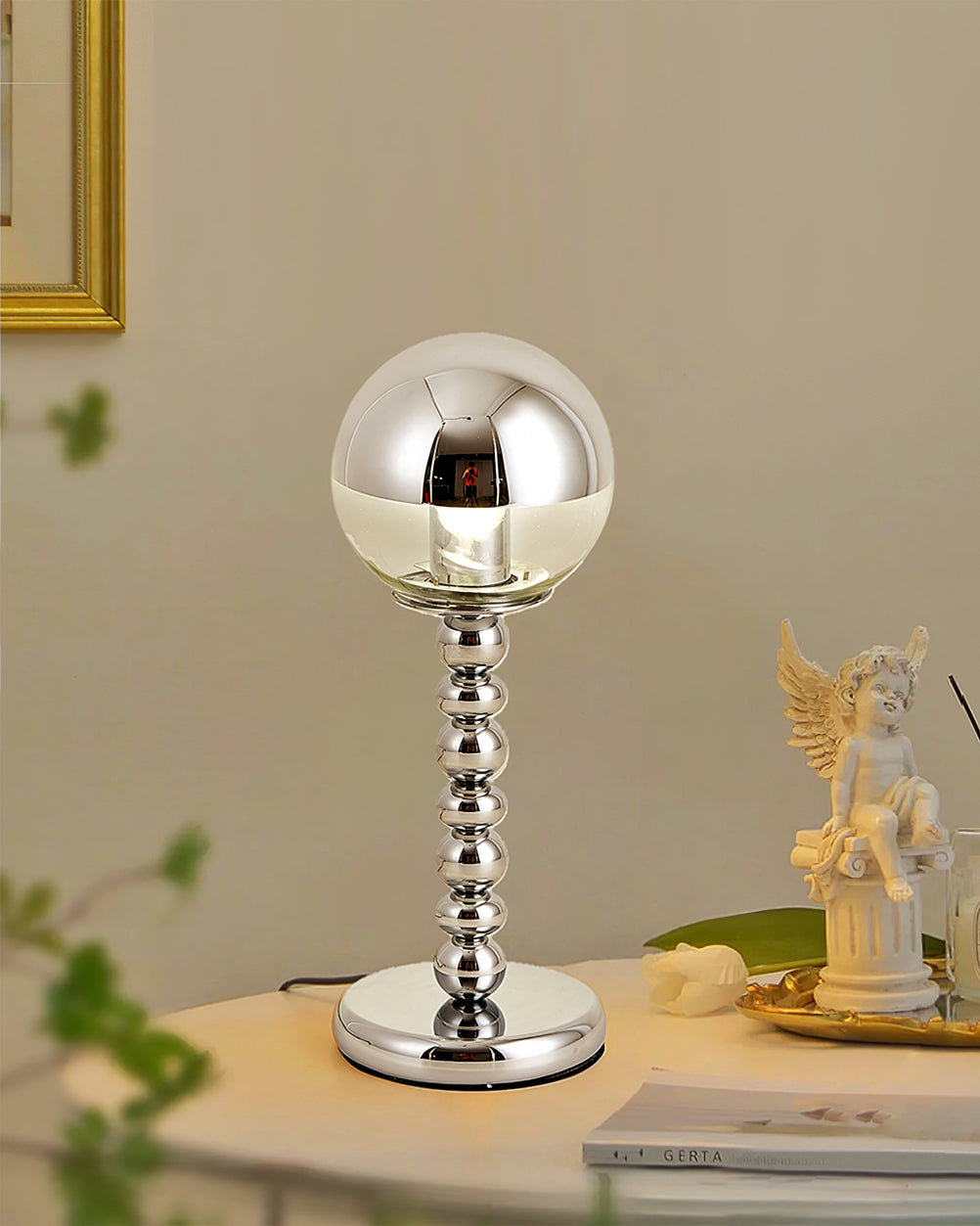 BowLift | MirrorGlow – Minimalist Chrome Table Lamp