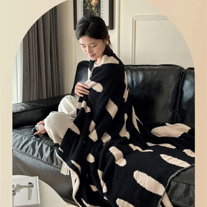 BowLift | Modern Polka Dot Fleece Blanket
