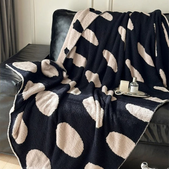 BowLift | Modern Polka Dot Fleece Blanket