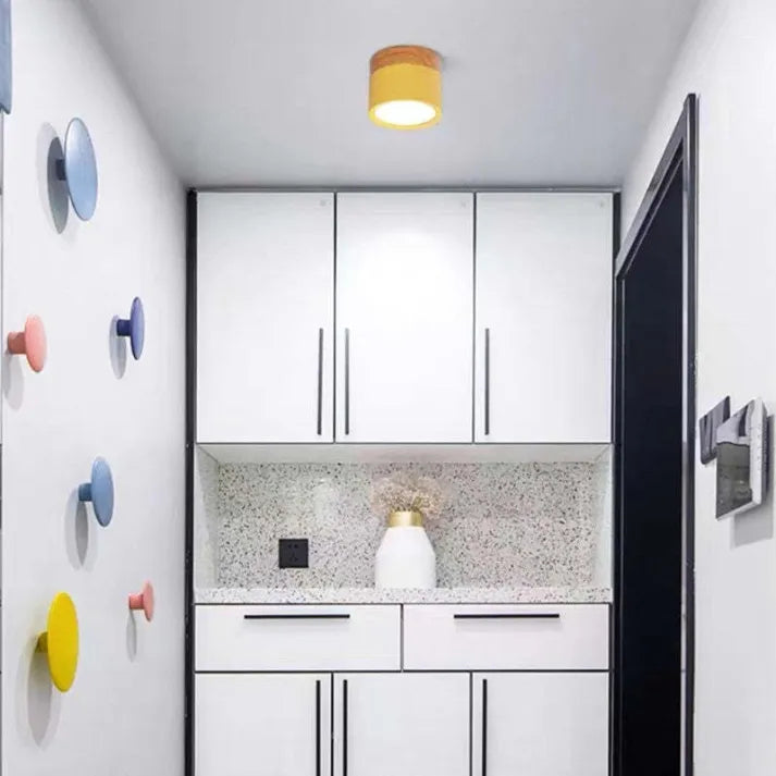 BowLift | Minimalist ceiling lamp with LED glow