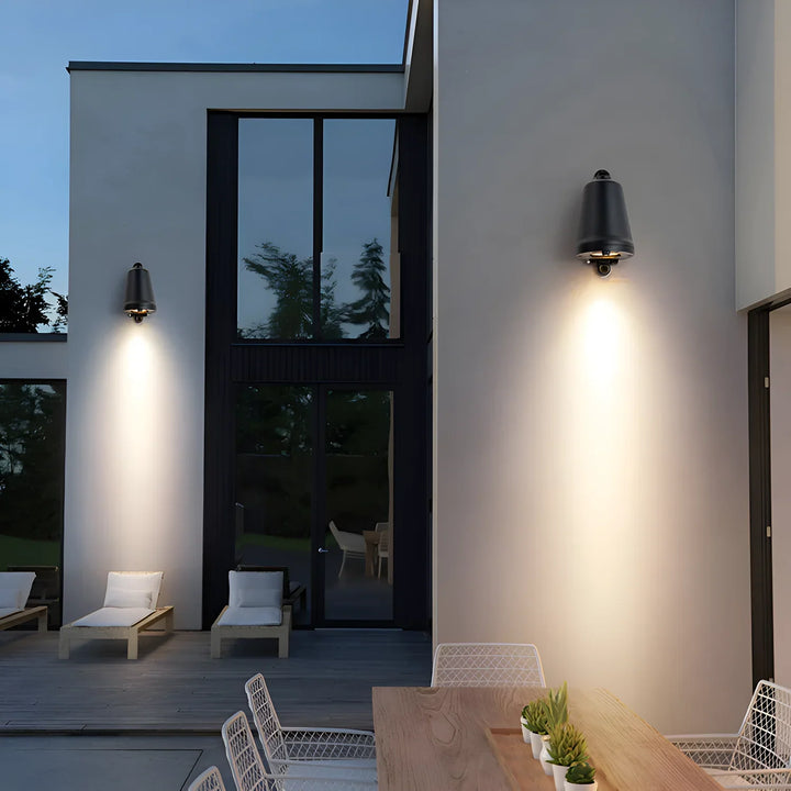 BowLift | Minimalistic LED Outdoor Wall Lamp