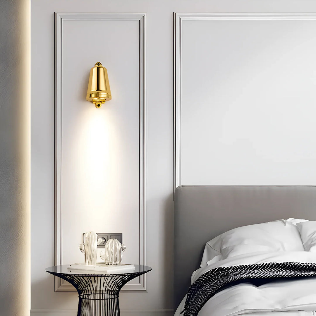 BowLift | Minimalistic LED Outdoor Wall Lamp
