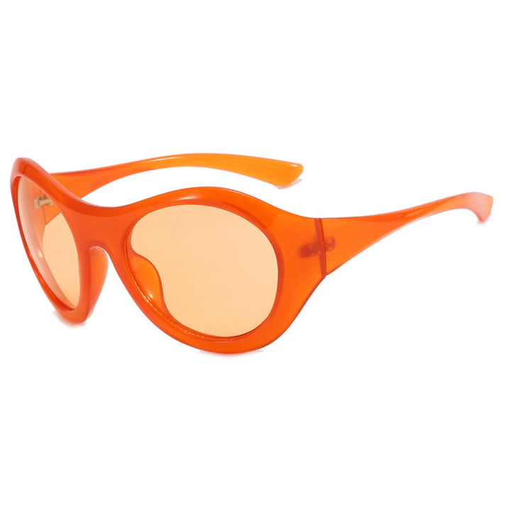 Ladies retro-inspired sunglasses with oversized frame and protective lenses Bowlift
