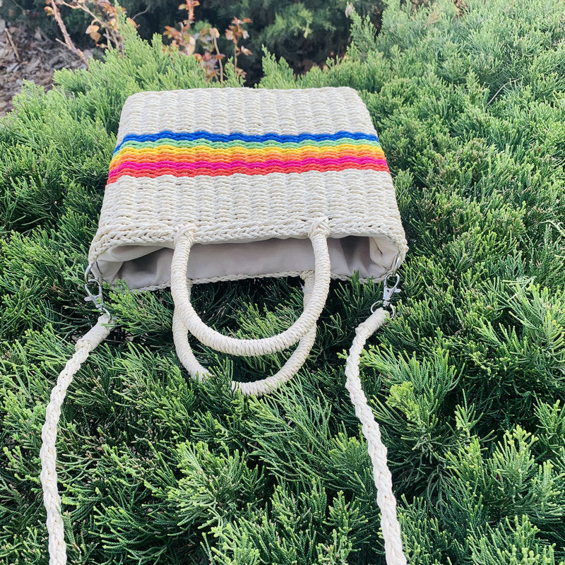 Beach bag with Colorful Accents Bowlift
