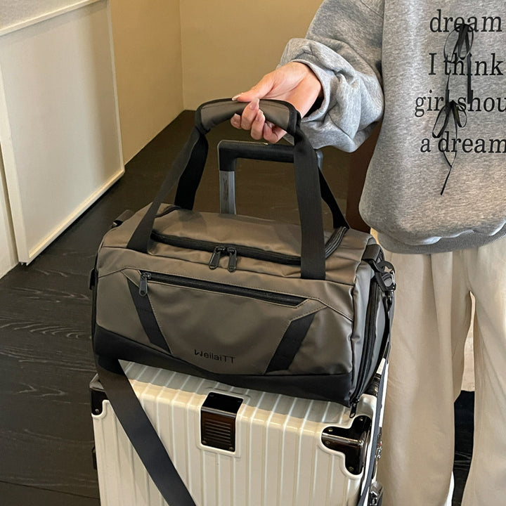 Versatile Gym Duffel Bag Bowlift