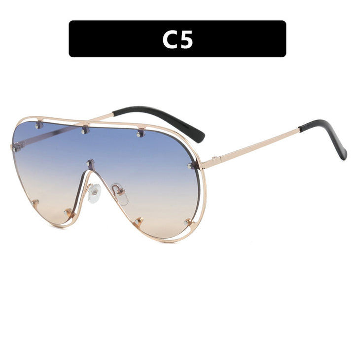Women's fashionable oversized sunglasses in stylish retro design Bowlift