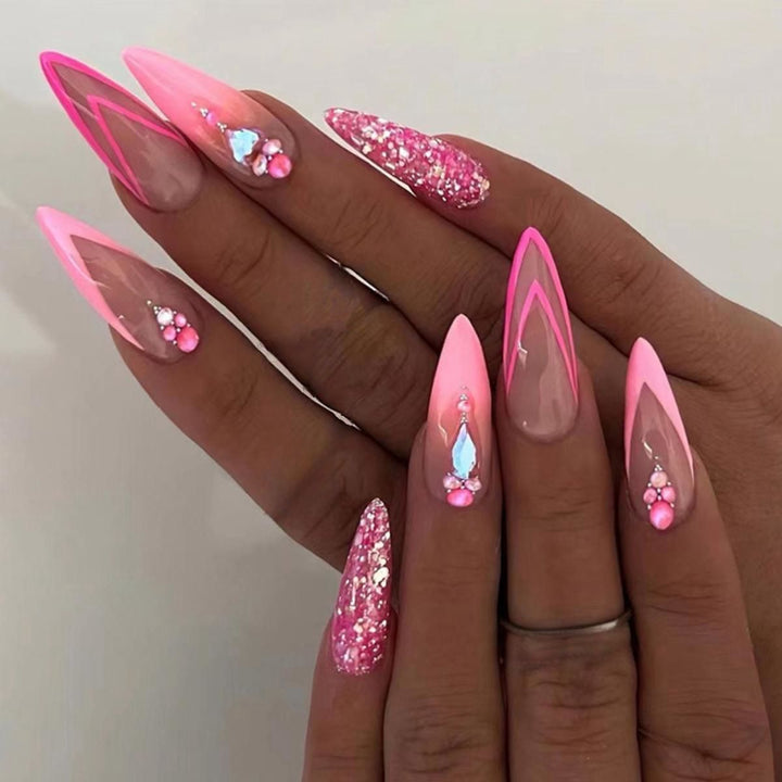 Artificial nail set with glamorous glitter and romantic flower decorations Bowlift