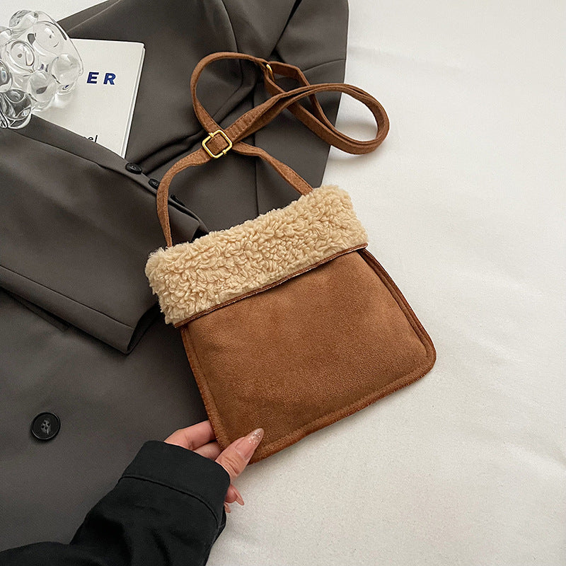 Chic Faux Fur Trim Crossbody Bag Bowlift
