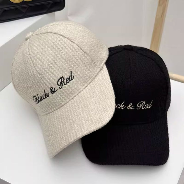 Women's Textured Knitted Baseball Cap Bowlift
