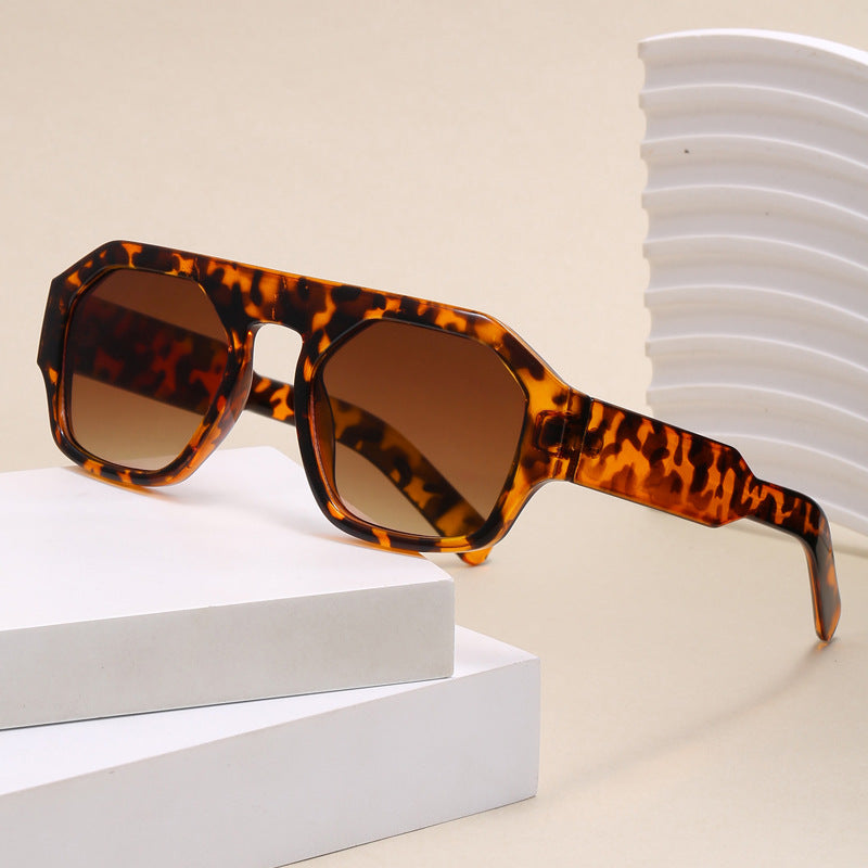 Ladies fashionable geometric sunglasses Bowlift