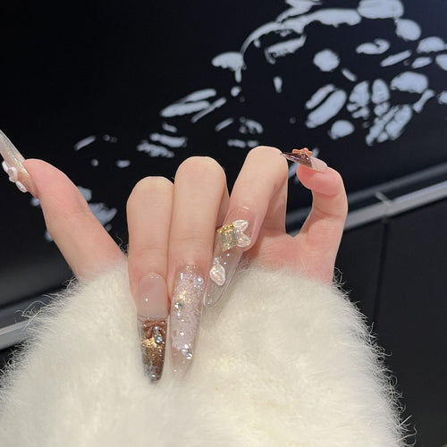 Glamorous Artistic Press-On Nail Extensions Bowlift