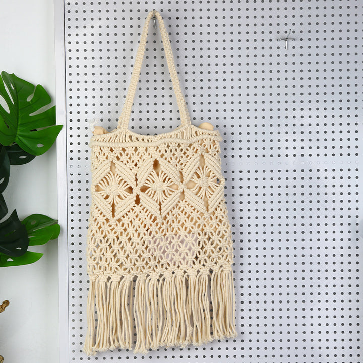 Handcrafted macrame bag with tassels Bowlift