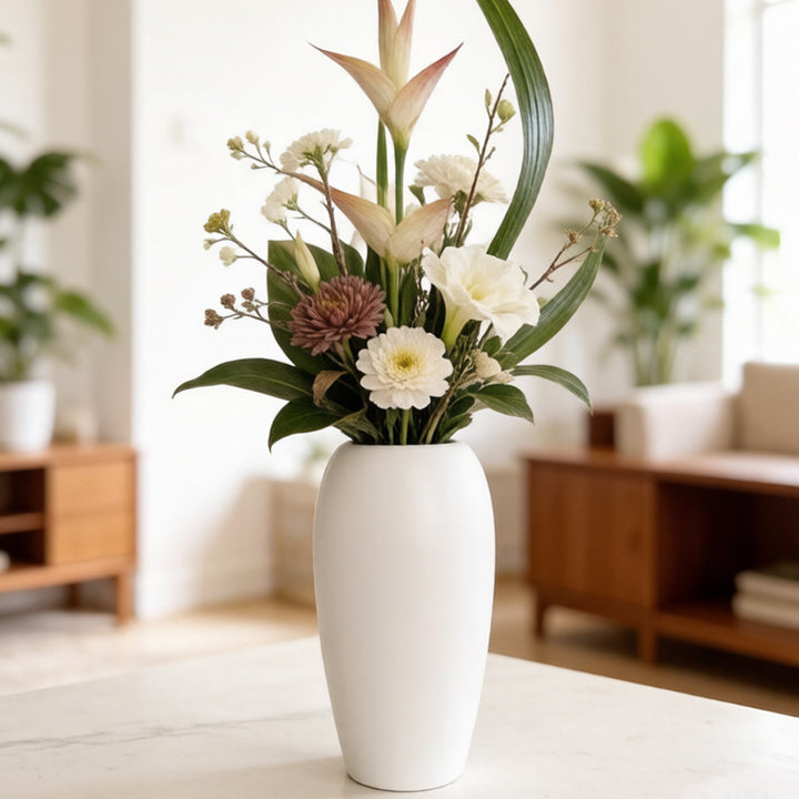 Modern Minimalistic Accent Vase Bowlift