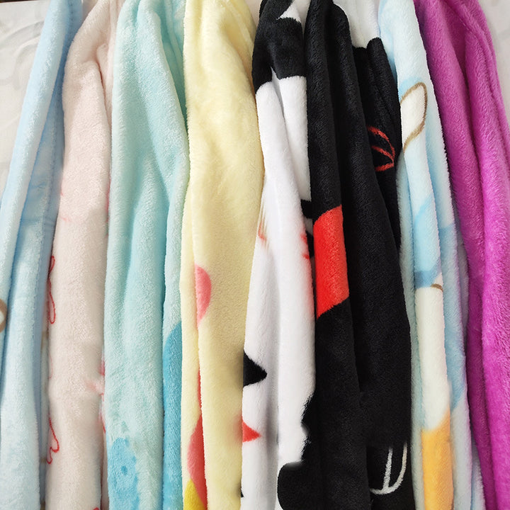 Women's cuddly blanket made of super soft microfiber fabric Bowlift