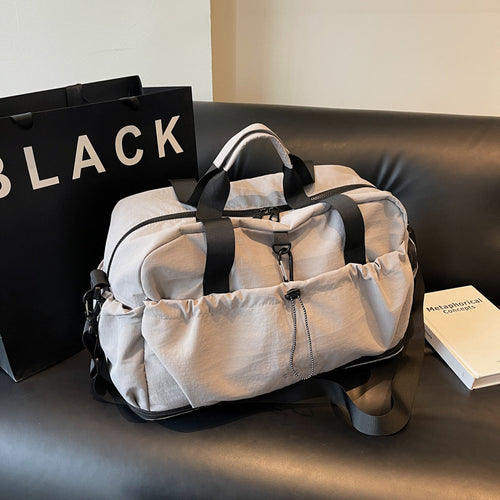Versatile Lightweight Travel Duffle Bowlift