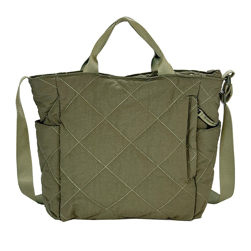 Functional and Cozy Tote Bag Bowlift