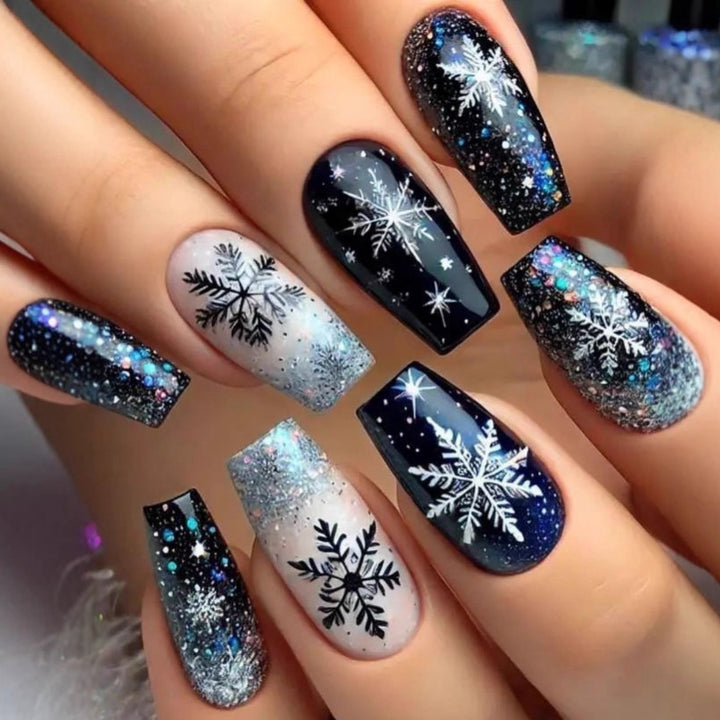 Winter Nail Art Bowlift