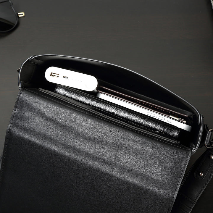 Practical Shoulder Bag in Modern Design Bowlift