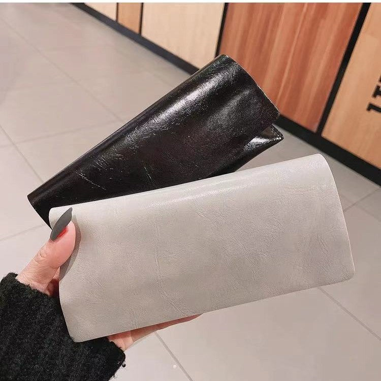 Compact Leather Wallet Bowlift