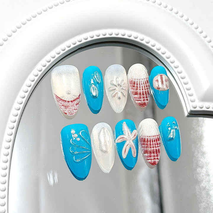 Maritime-style artificial nails Bowlift