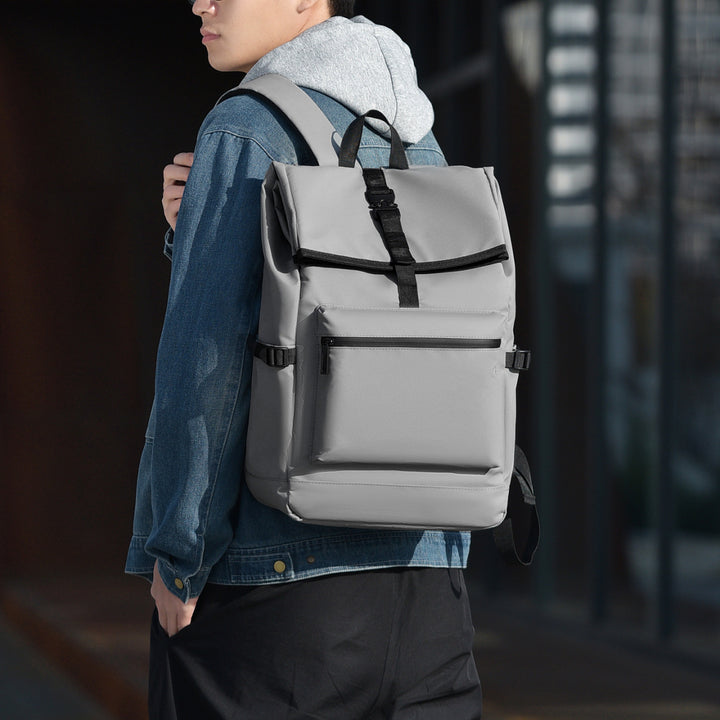 Durable backpack with functional design and many compartments Bowlift