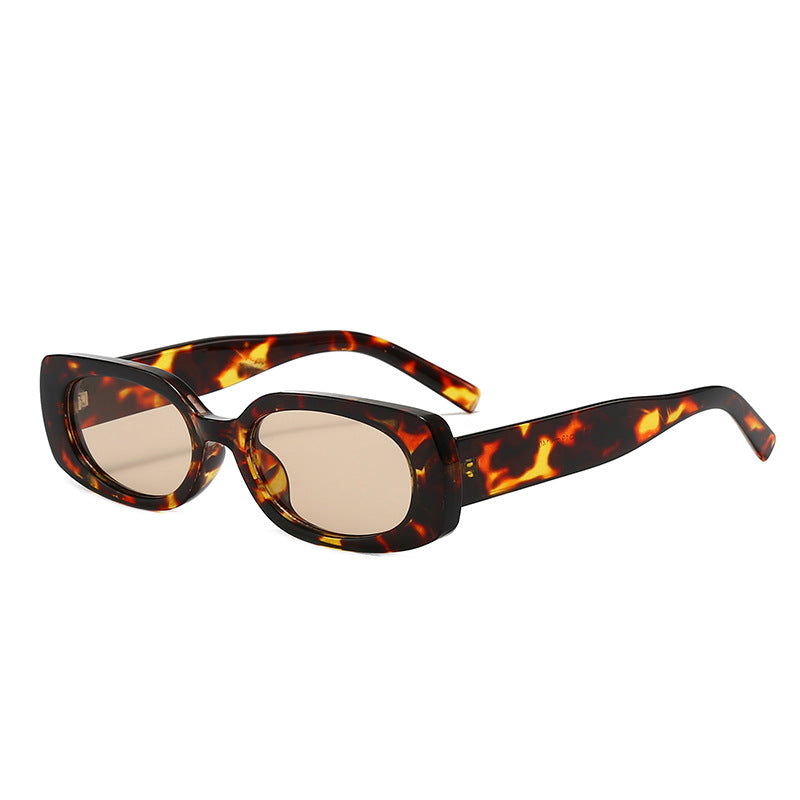 Women's Cat-Eye Sunglasses with Contemporary Design and UV Protection Bowlift