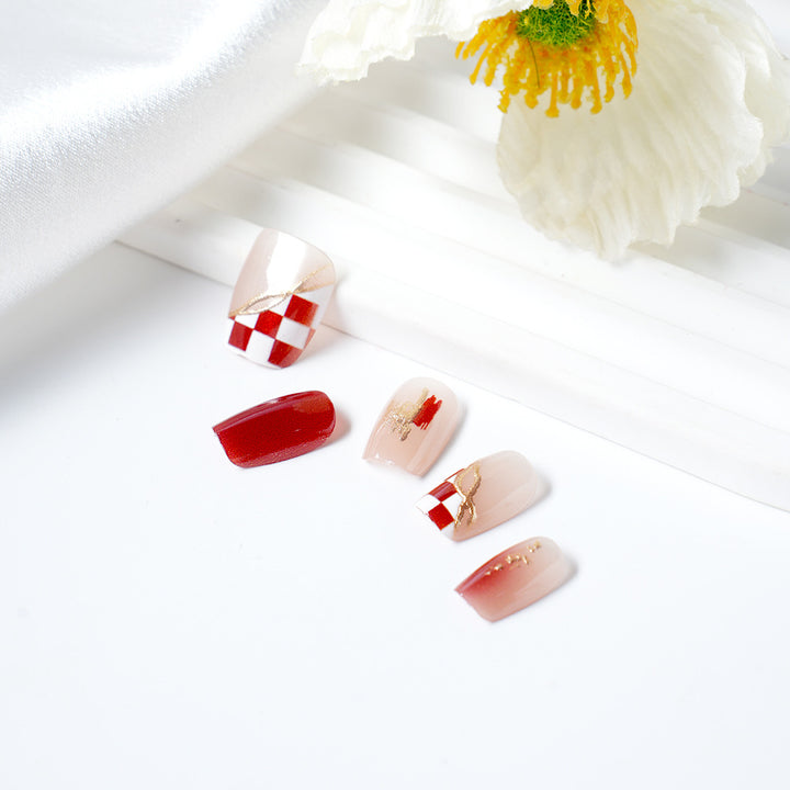 Glamorous Artful Press-On Nail Set Bowlift