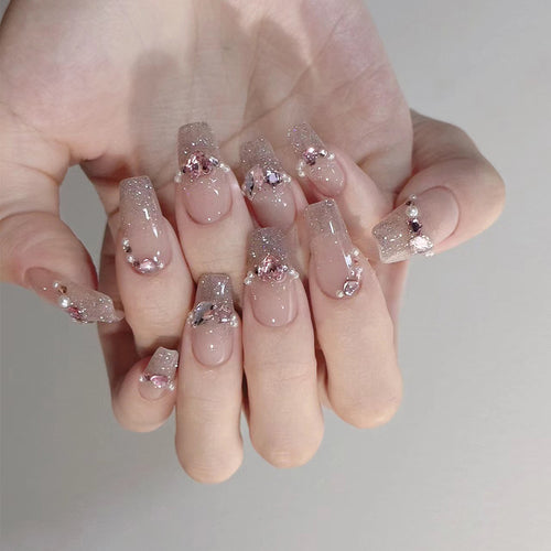 Sparkling Decorative Press-On Nails Bowlift